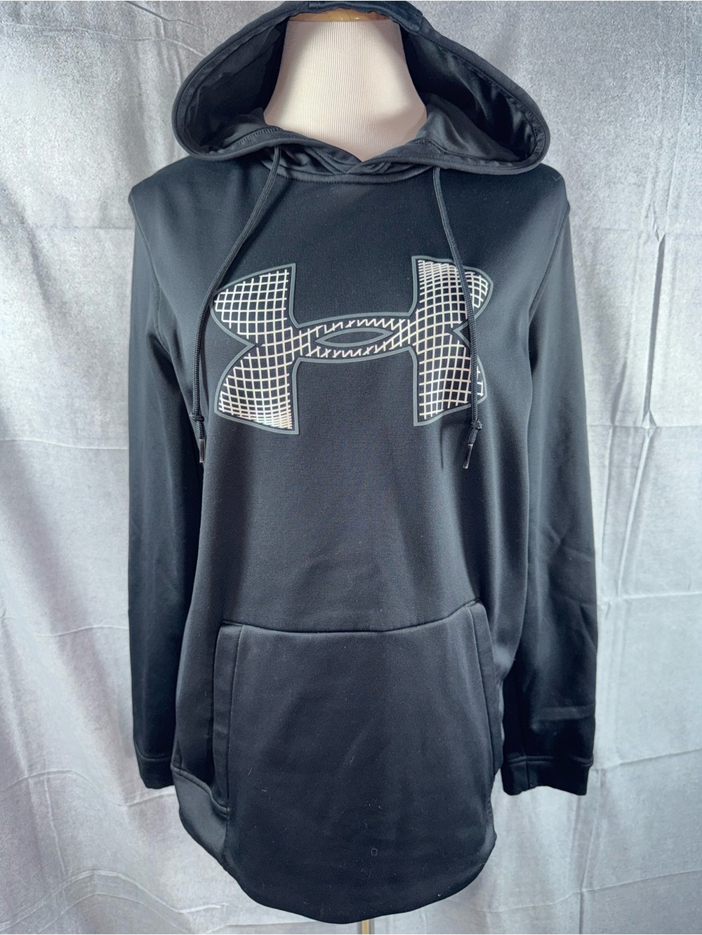 2420-Under Armour Black Hoodie with Grid Logo